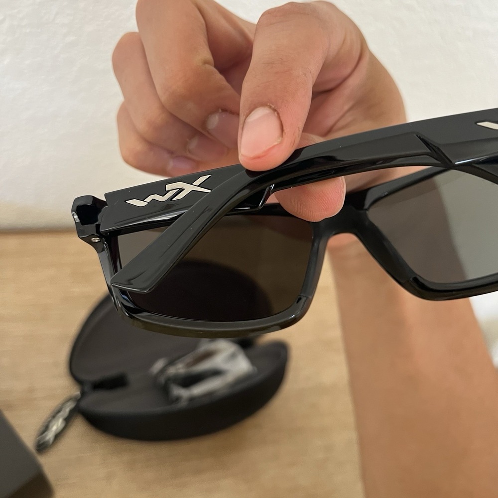 Wiley X Peak ACPEA01 Gloss Black Silver Flash Lens Near Mint w/ Case - Picture 11 of 16